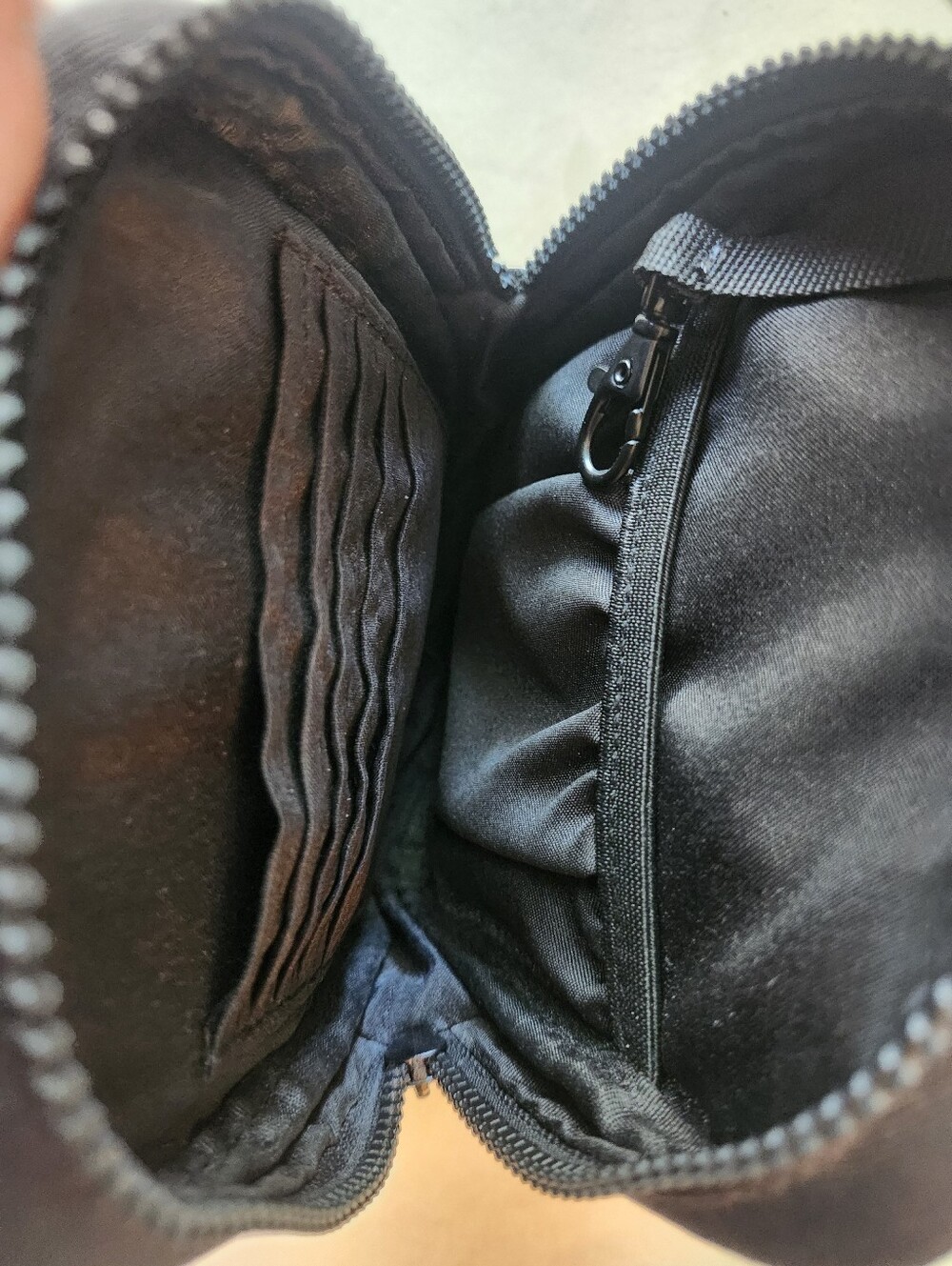 Bags - Picture 6 of 6